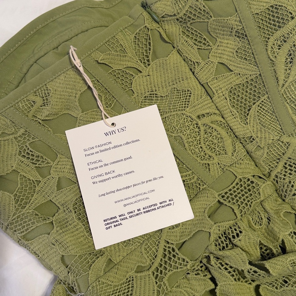 AKALIA - Amelia Lace Bustier Midi Dress Guipure Lace Green - Picture 8 of 8